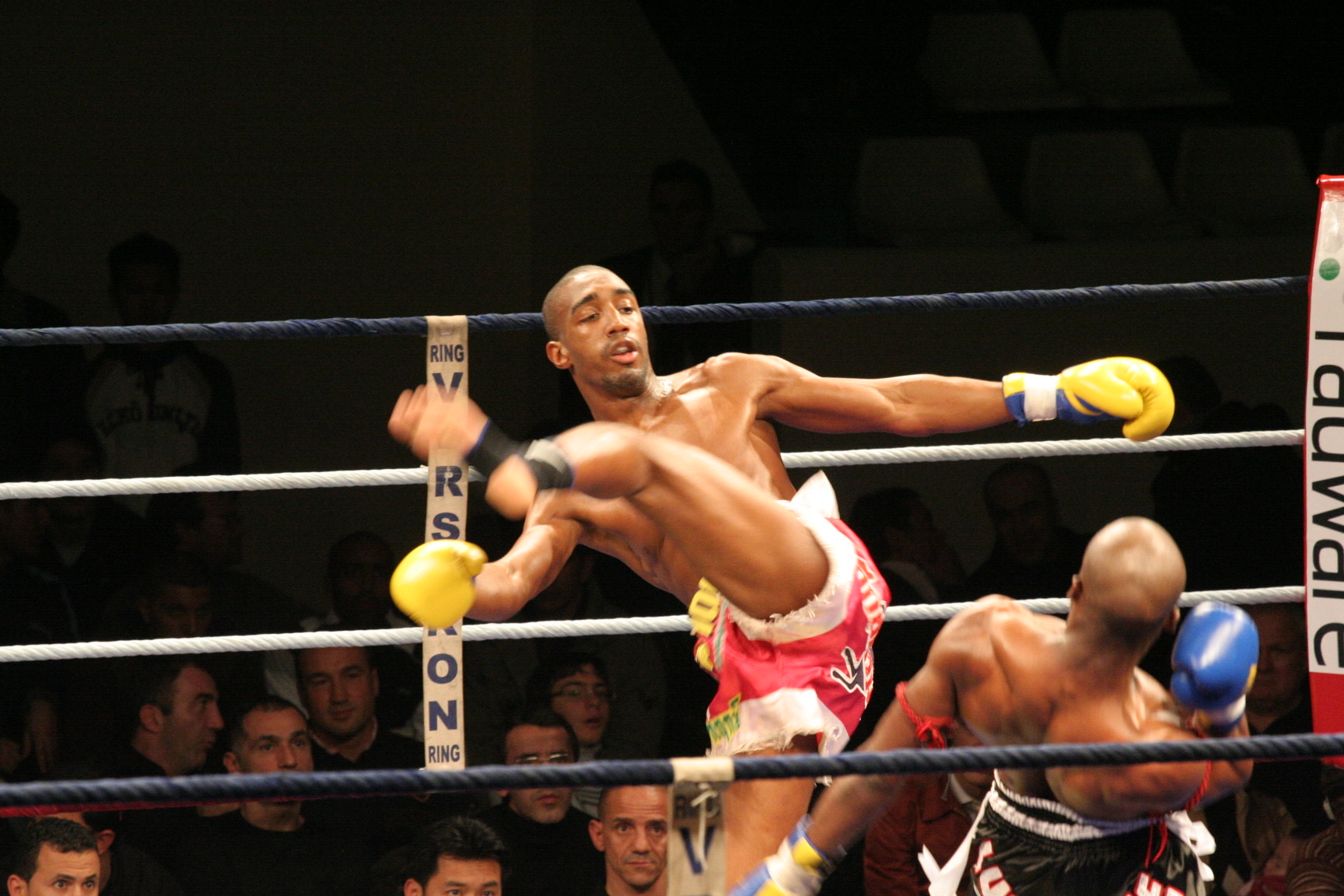 Abdoulaye Fadiga — high kick, Muay Thai World Champion
